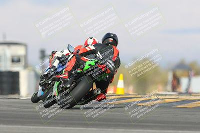 media/Mar-01-2025-Race Pace (Sat) [[ebf7b6e548]]/17-Vested (Turn 16) 210pm/